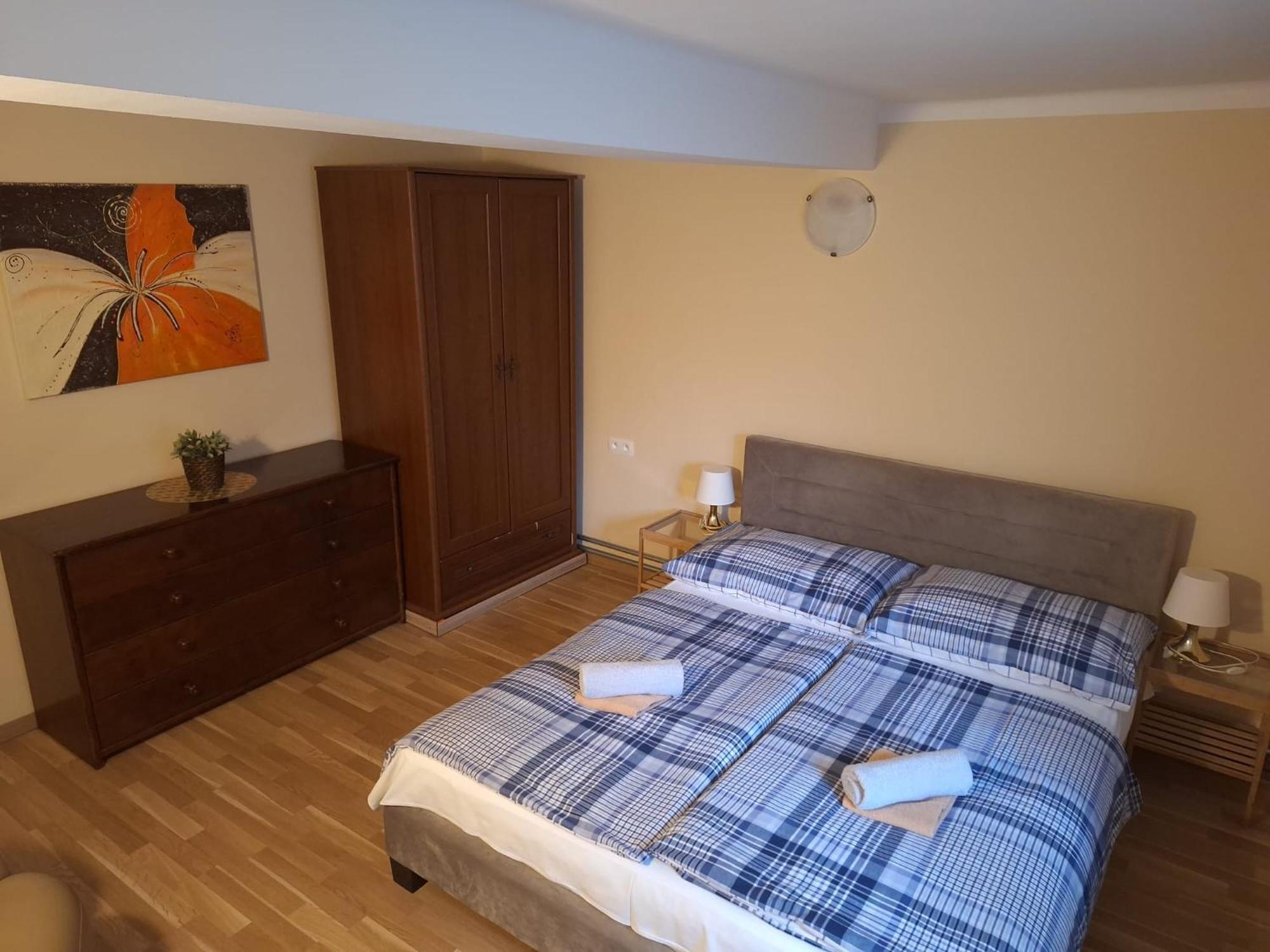 Star Apartments Piest'any Eksteriør billede