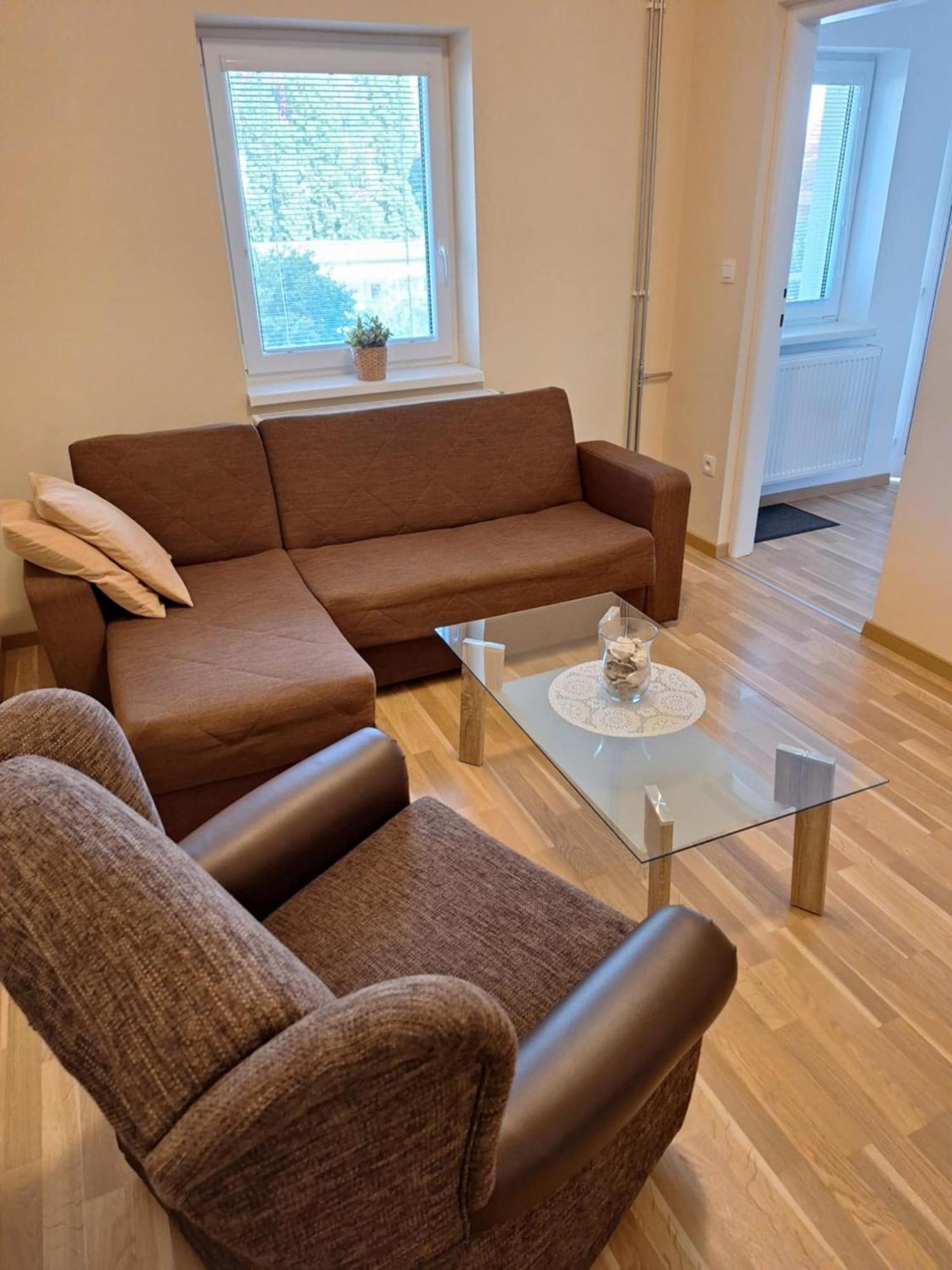 Star Apartments Piest'any Eksteriør billede