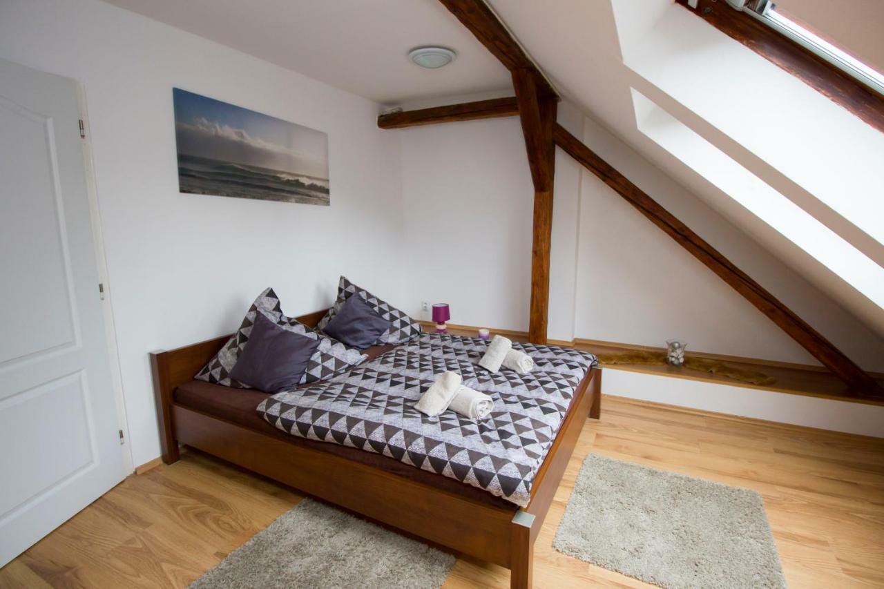 Star Apartments Piest'any Eksteriør billede