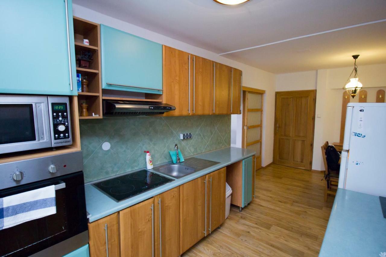 Star Apartments Piest'any Eksteriør billede
